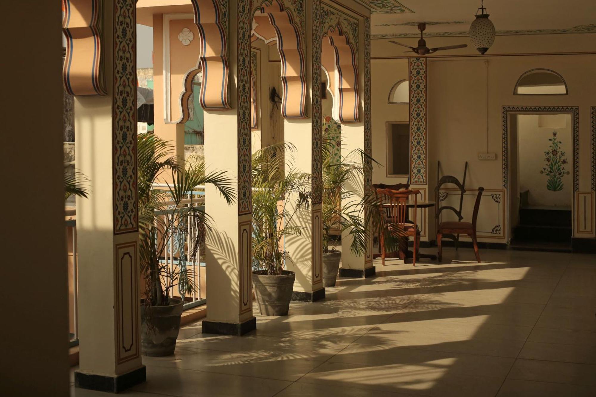 Kothipushkar Bed & Breakfast エクステリア 写真
