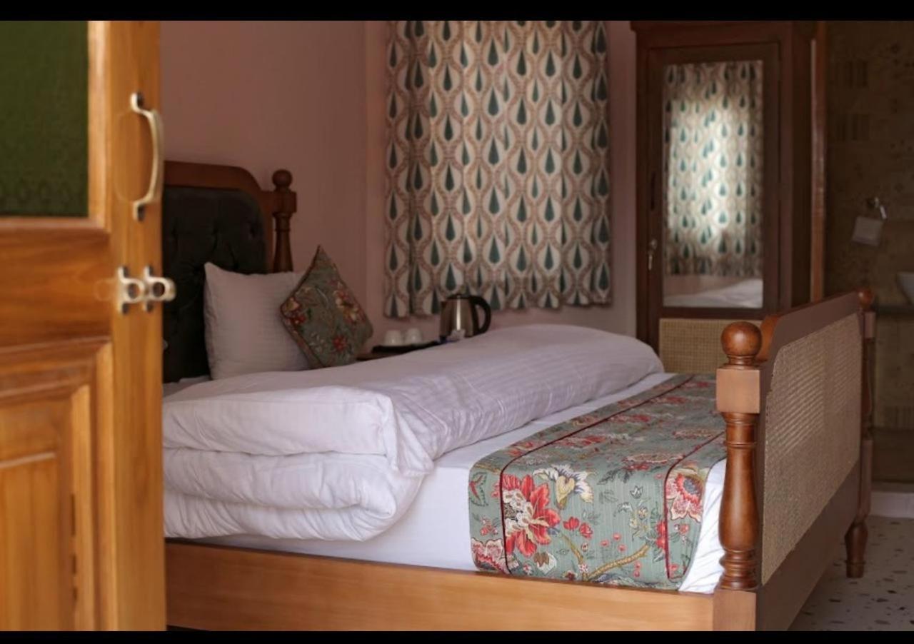 Kothipushkar Bed & Breakfast エクステリア 写真